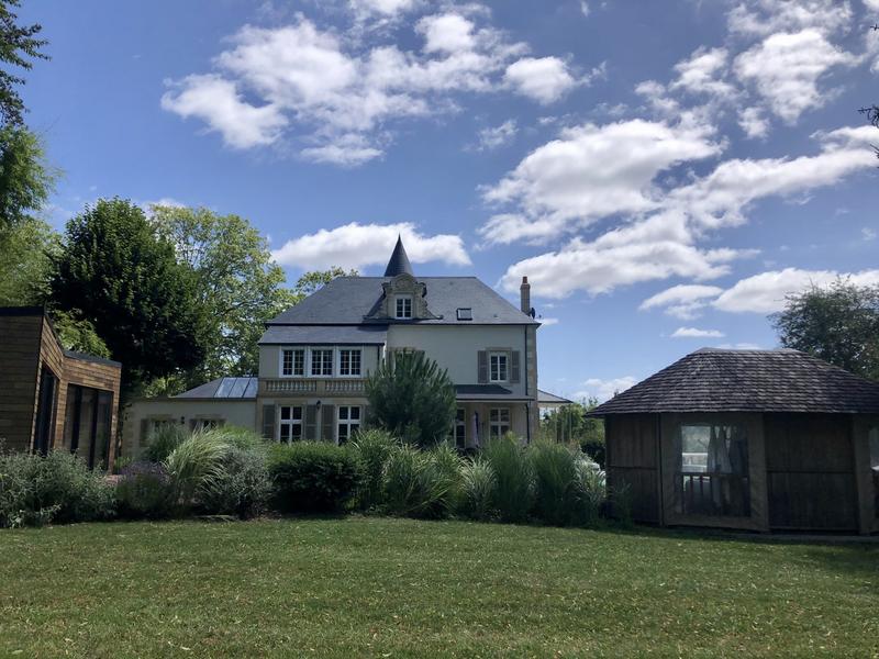 Manoir - 370 m² - 7 pièces