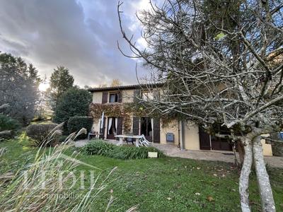 Maison - 176 m² - 6 pièces