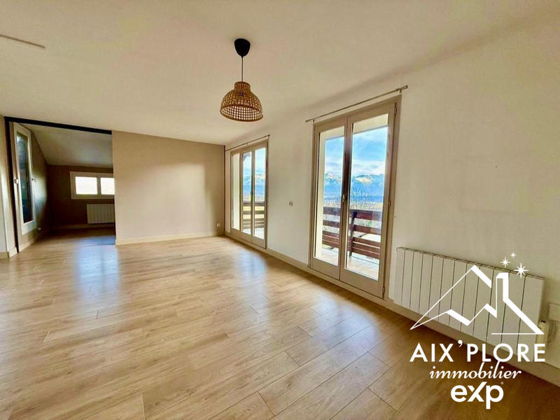 Appartement - 120 m² - 5 pièces