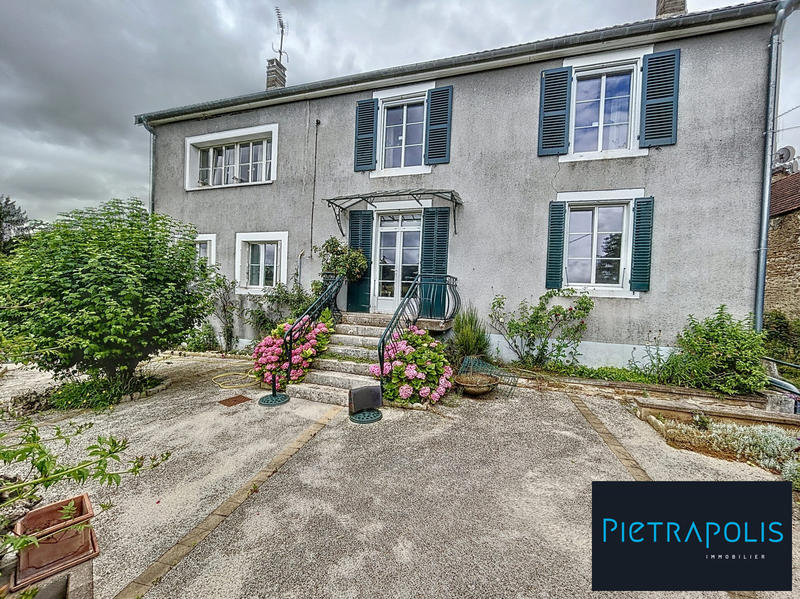 Maison ancienne - 288 m² - 9 pièces