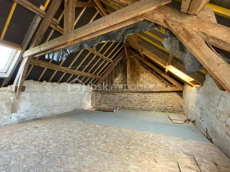 Maison en pierre - 71 m² - 4 pièces