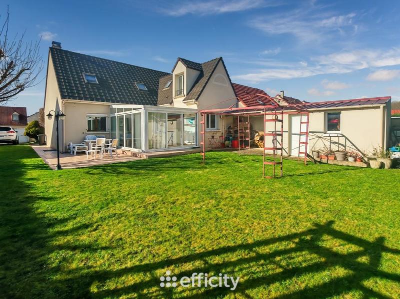 Pavillon - 145 m² - 7 pièces