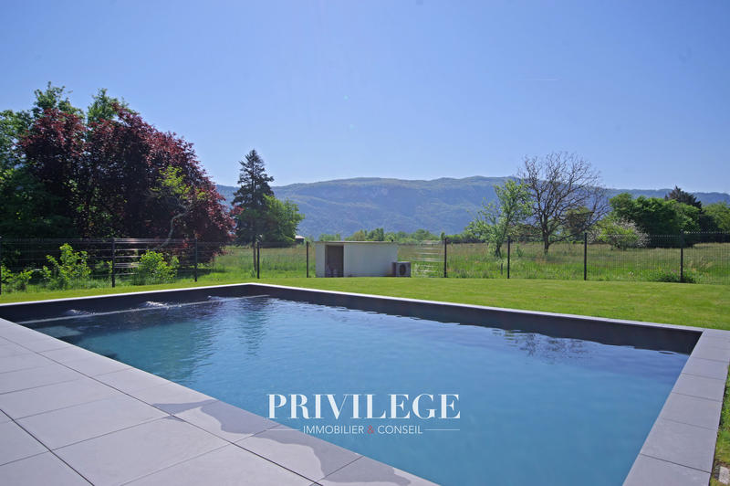 Villa - 155 m² - 4 pièces