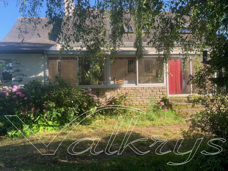 Maison - 150 m² - 10 pièces