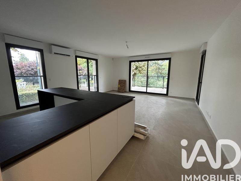 Appartement - 81 m² - 3 pièces