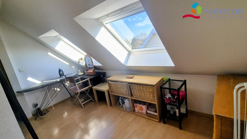 Appartement - 94 m² - 4 pièces