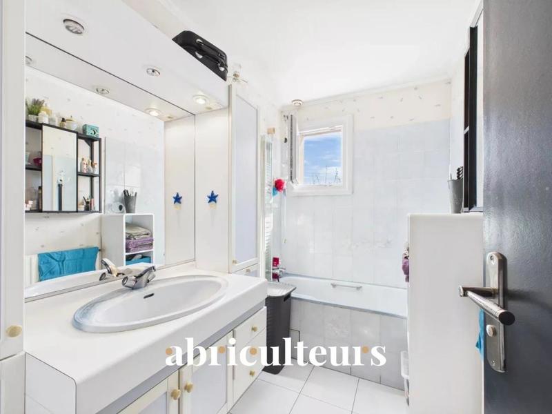 Maison - 110 m² - 7 pièces