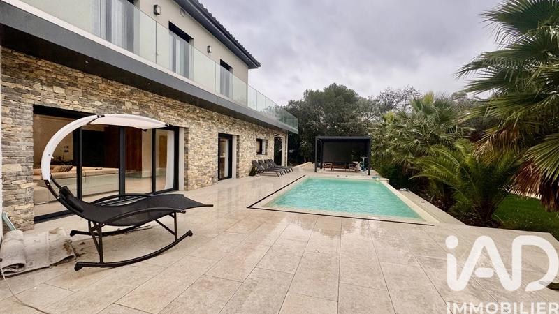 Maison de maîtres - 187 m² - 7 pièces