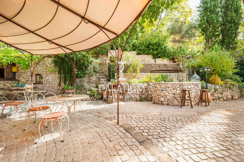 Bastide - 249 m² - 6 pièces