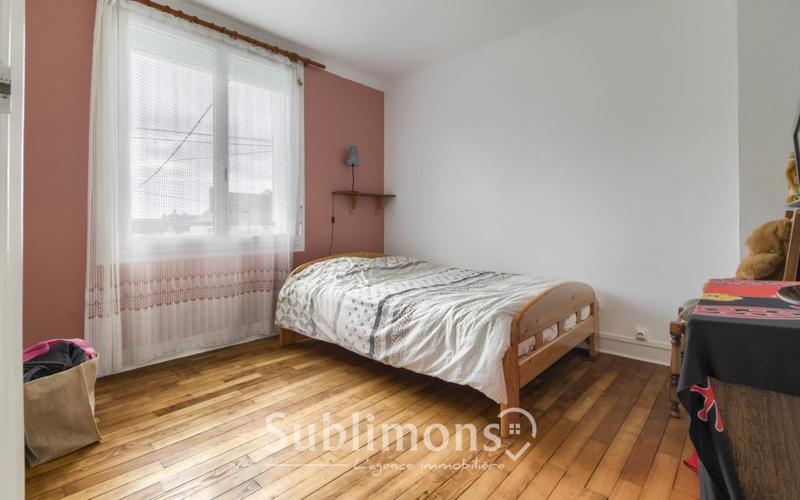 Maison - 93 m² - 5 pièces