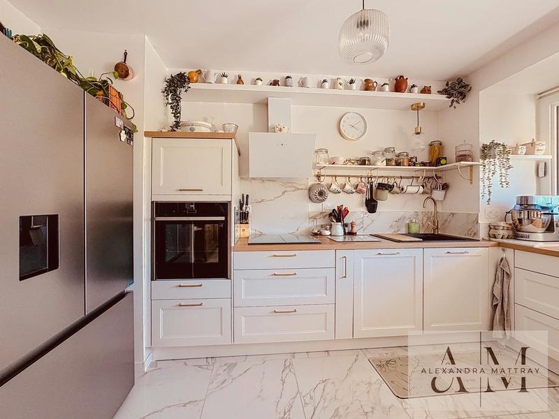 Appartement - 89 m² - 5 pièces