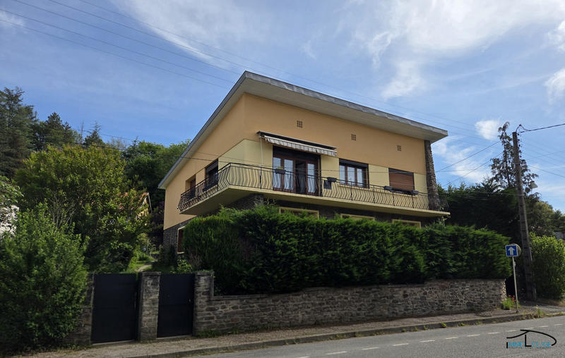 Maison - 186 m² - 7 pièces