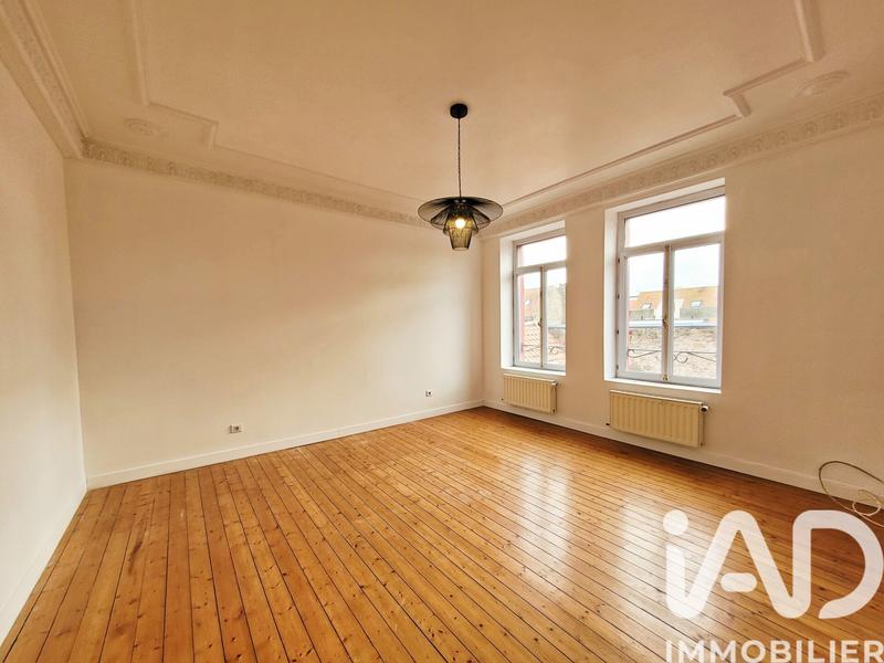 Maison - 227 m² - 7 pièces