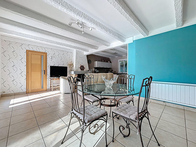 Maison - 137 m² - 7 pièces