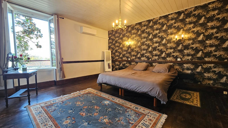 Maison - 182 m² - 4 pièces