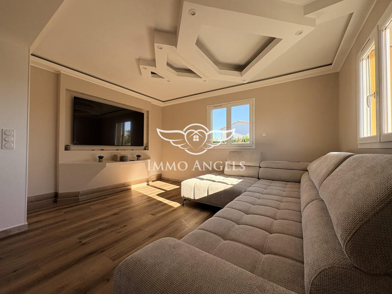 Maison traditionnelle - 144 m² - 5 pièces