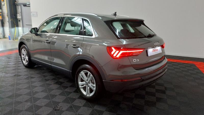 Audi Q3 35 Tdi 150 s tronic Business Line