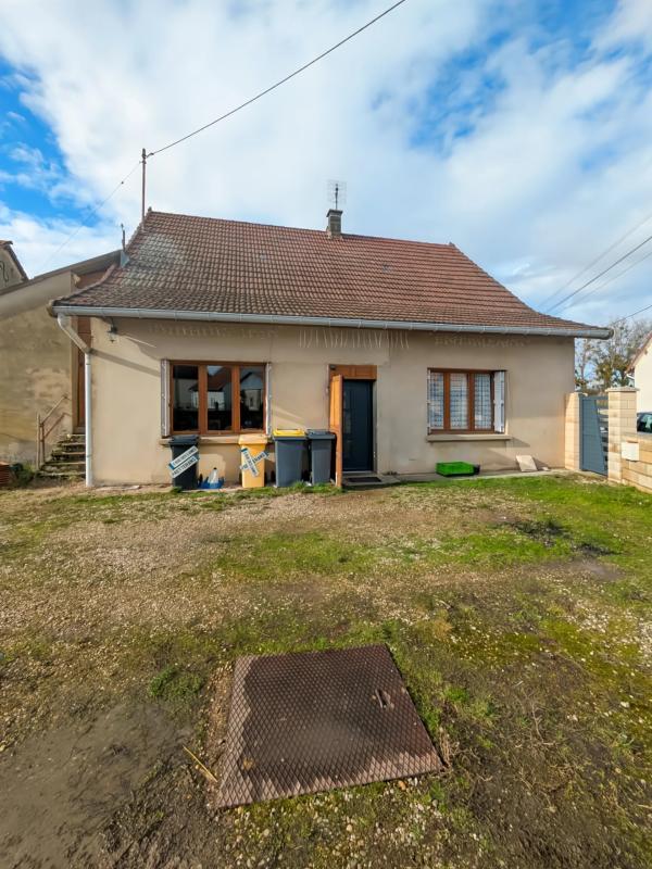 Maison - 110 m² - 4 pièces