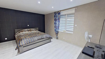 Maison - 180 m² - 7 pièces