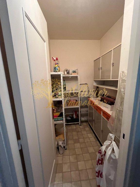 Appartement - 95 m² - 4 pièces