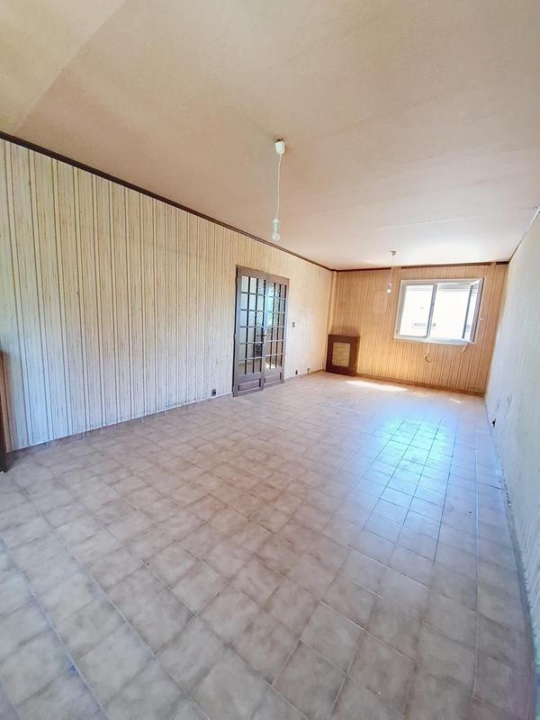 Maison - 92 m² - 6 pièces