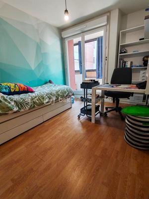 Appartement - 101 m² - 4 pièces