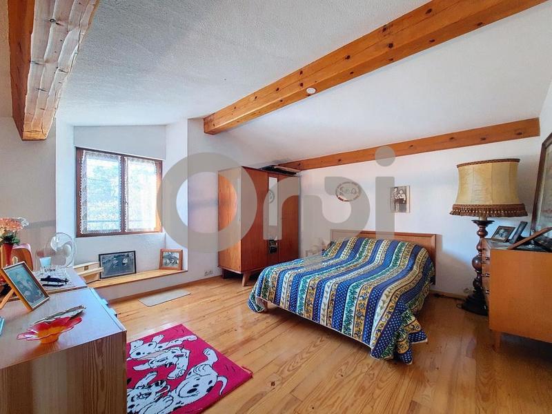 Corps de ferme - 177 m² - 6 pièces