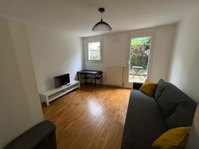 Studio - 24 m² - 1 pièce
