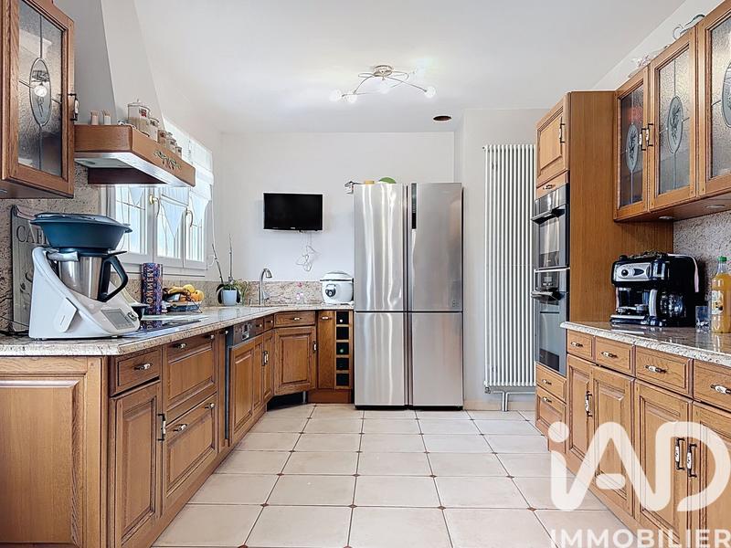 Maison - 177 m² - 6 pièces