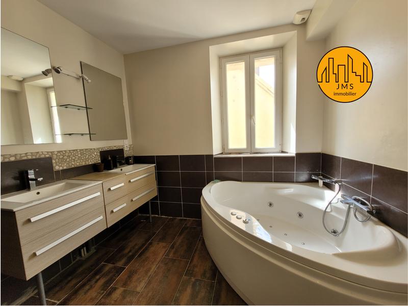 Maison - 124 m² - 5 pièces