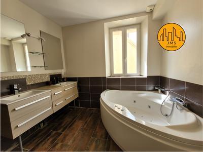 Maison - 124 m² - 5 pièces