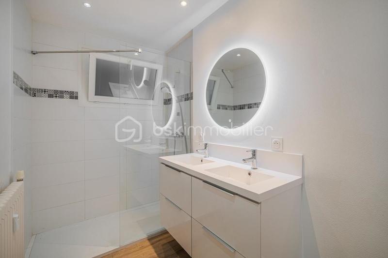 Appartement - 122 m² - 4 pièces