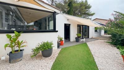 Appartement - 97 m² - 4 pièces