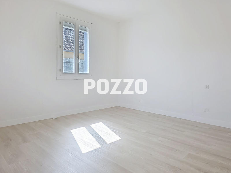 Maison - 165 m² - 6 pièces