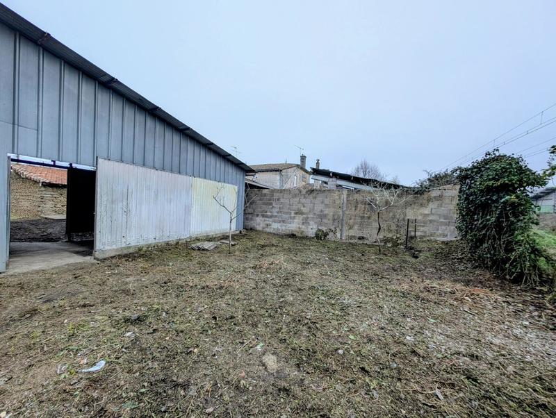 Maison - 150 m² - 2 pièces