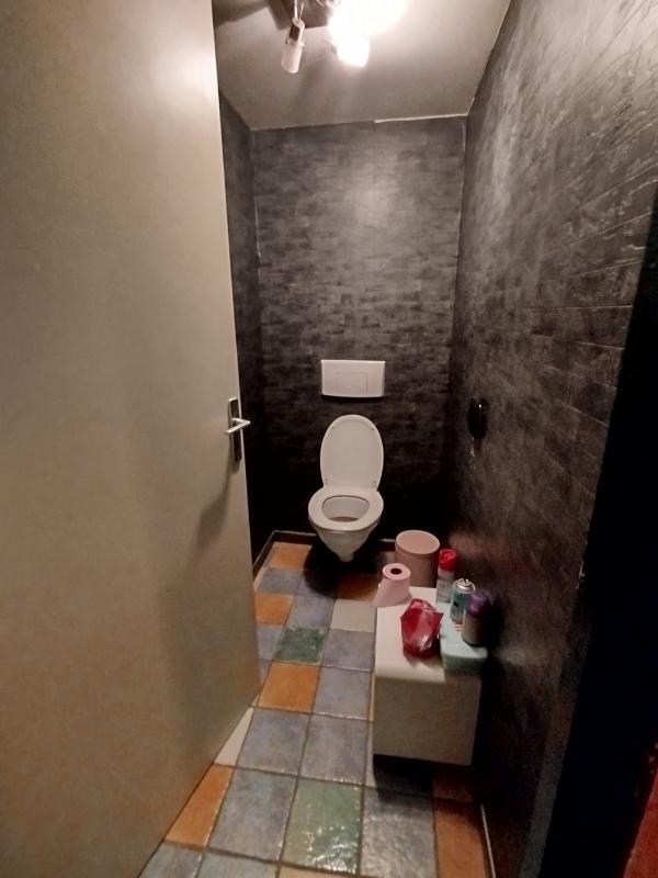 Maison - 242 m² - 6 pièces