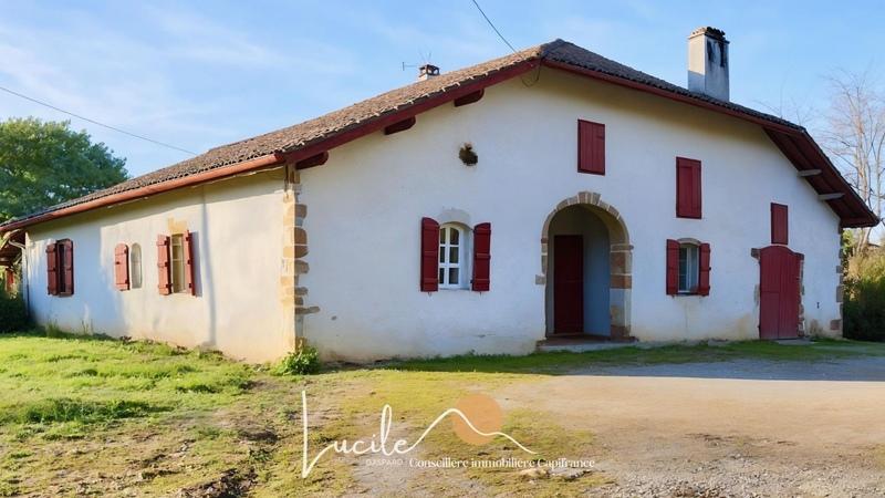 Maison - 137 m² - 5 pièces