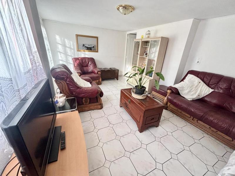 Maison en pierre - 317 m² - 15 pièces