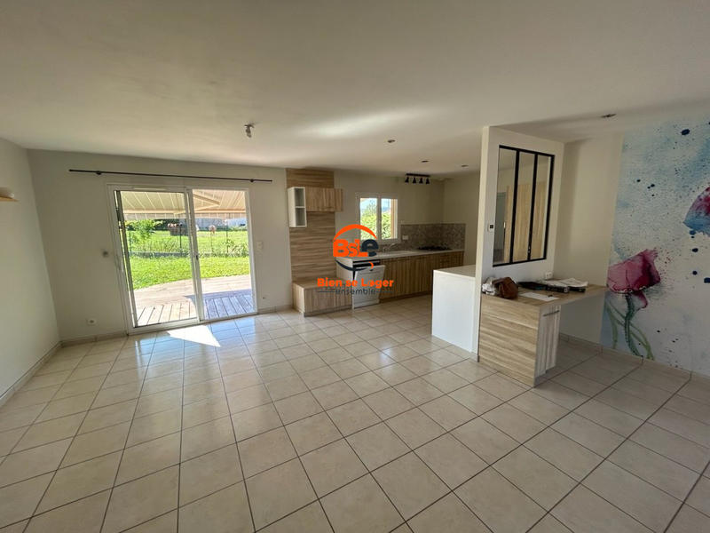 Maison - 102 m² - 5 pièces