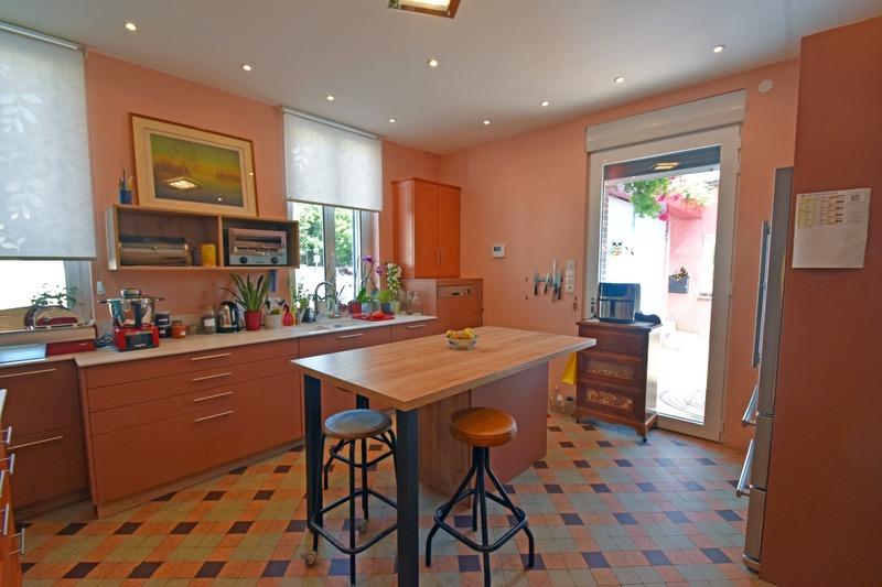 Maison - 358 m² - 10 pièces