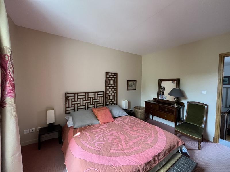 Appartement sur toit - 85 m² - 5 pièces