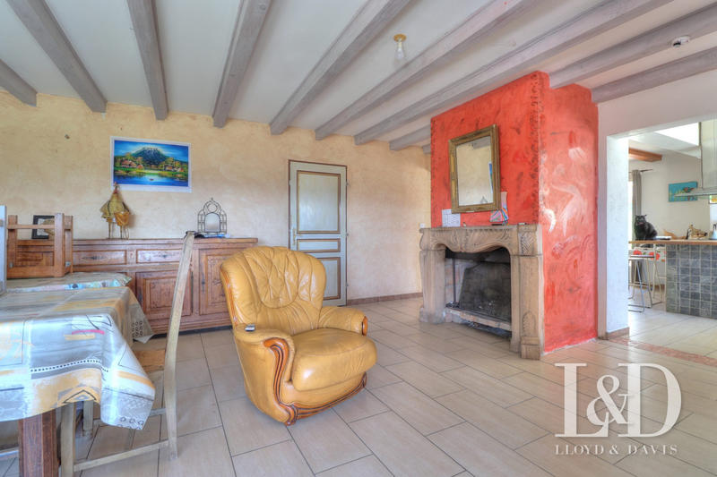 Mas - 202 m² - 9 pièces