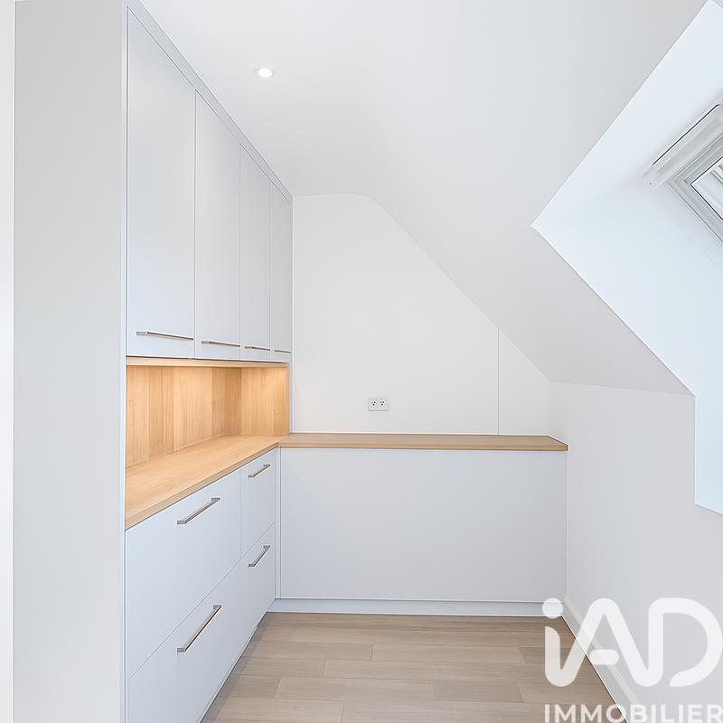 Maison - 180 m² - 5 pièces