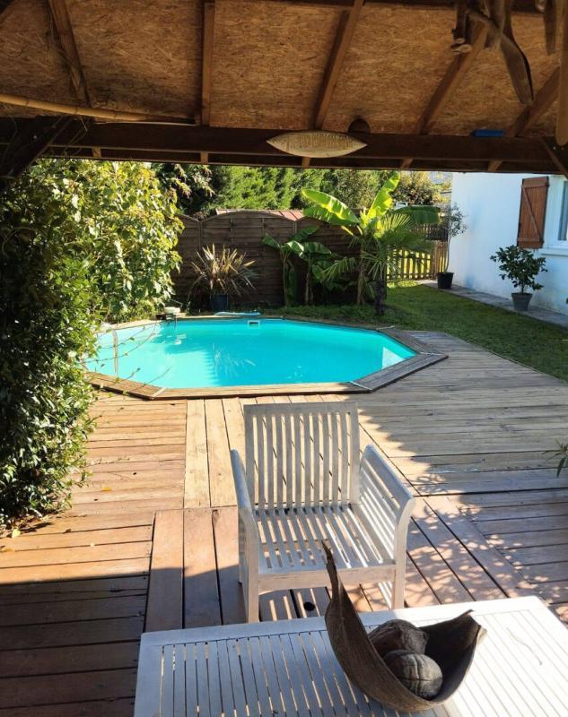 Maison - 90 m² - 5 pièces