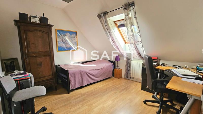 Maison - 94 m² - 5 pièces