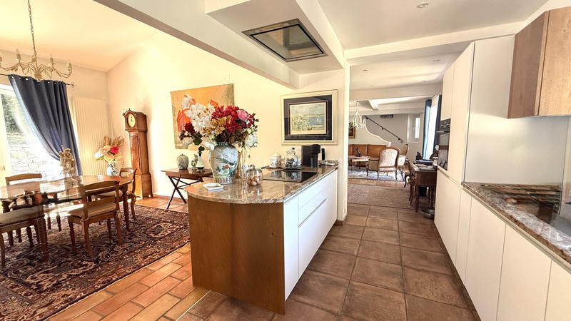 Maison - 150 m² - 5 pièces