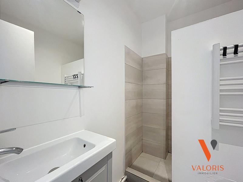 Appartement - 99 m² - 5 pièces