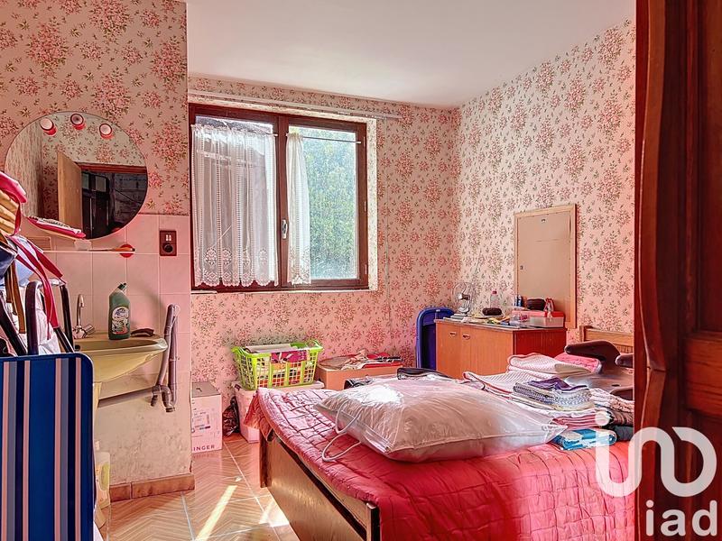 Maison - 200 m² - 7 pièces