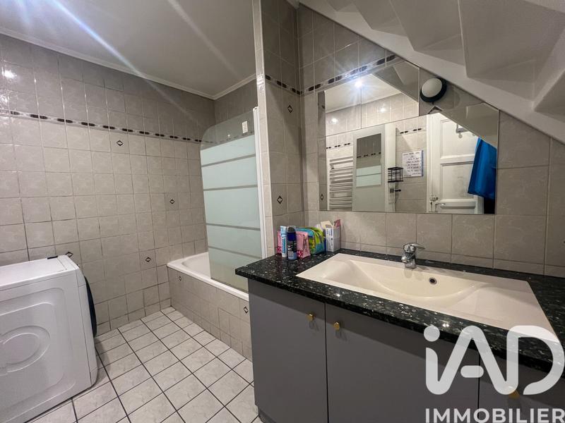 Maison - 106 m² - 8 pièces