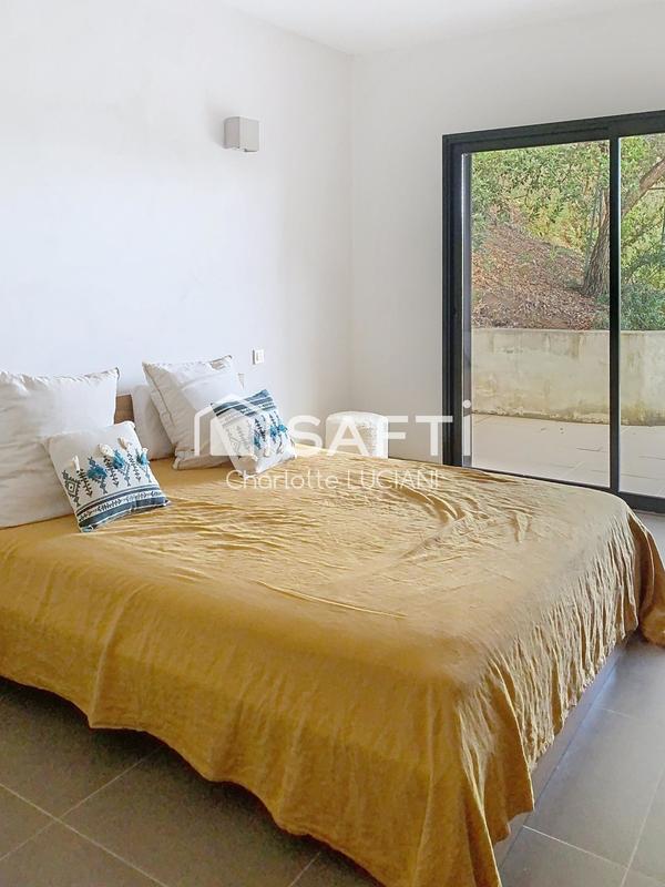 Maison - 170 m² - 5 pièces